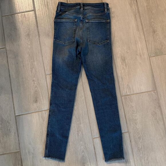 Free People High Rise Stretchy Blue Skinny Jeans - Size 27 - Picture 3 of 4